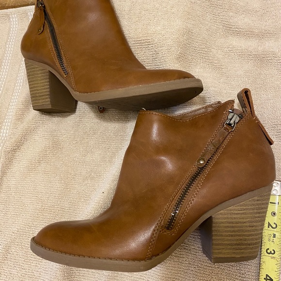 Dolce Vita Caramel Booties - Picture 3 of 6